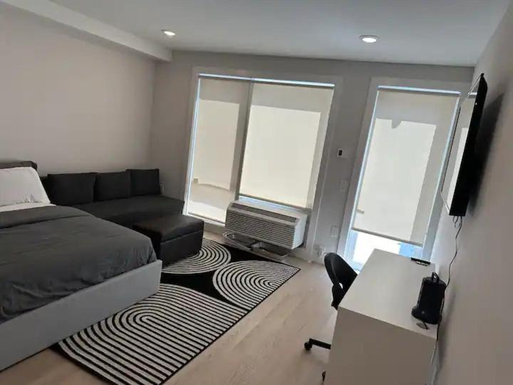 Luxury Stay For Nyc Visit Jersey City 7 Min Walk Nyc Train Station المظهر الخارجي الصورة