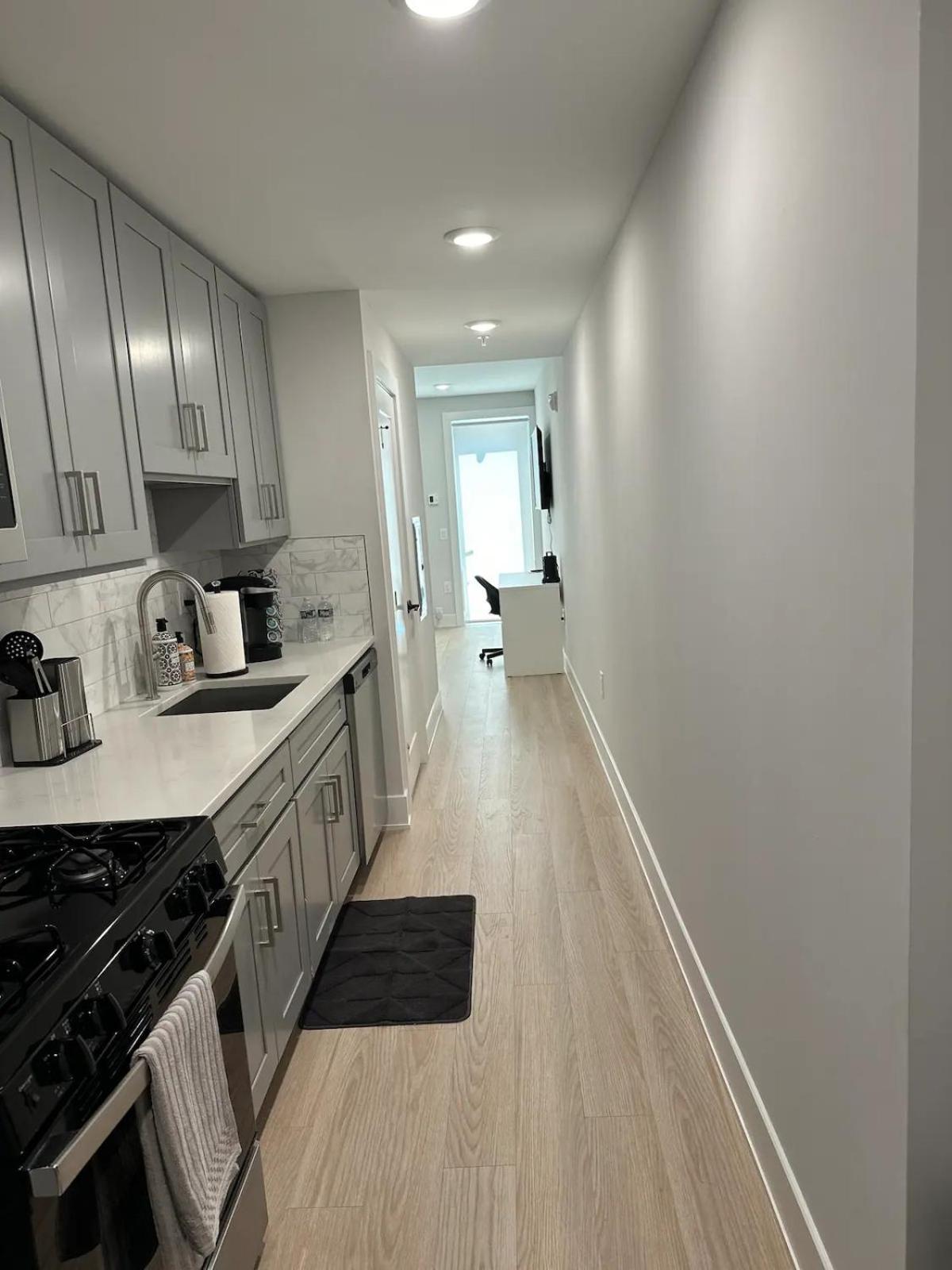 Luxury Stay For Nyc Visit Jersey City 7 Min Walk Nyc Train Station المظهر الخارجي الصورة