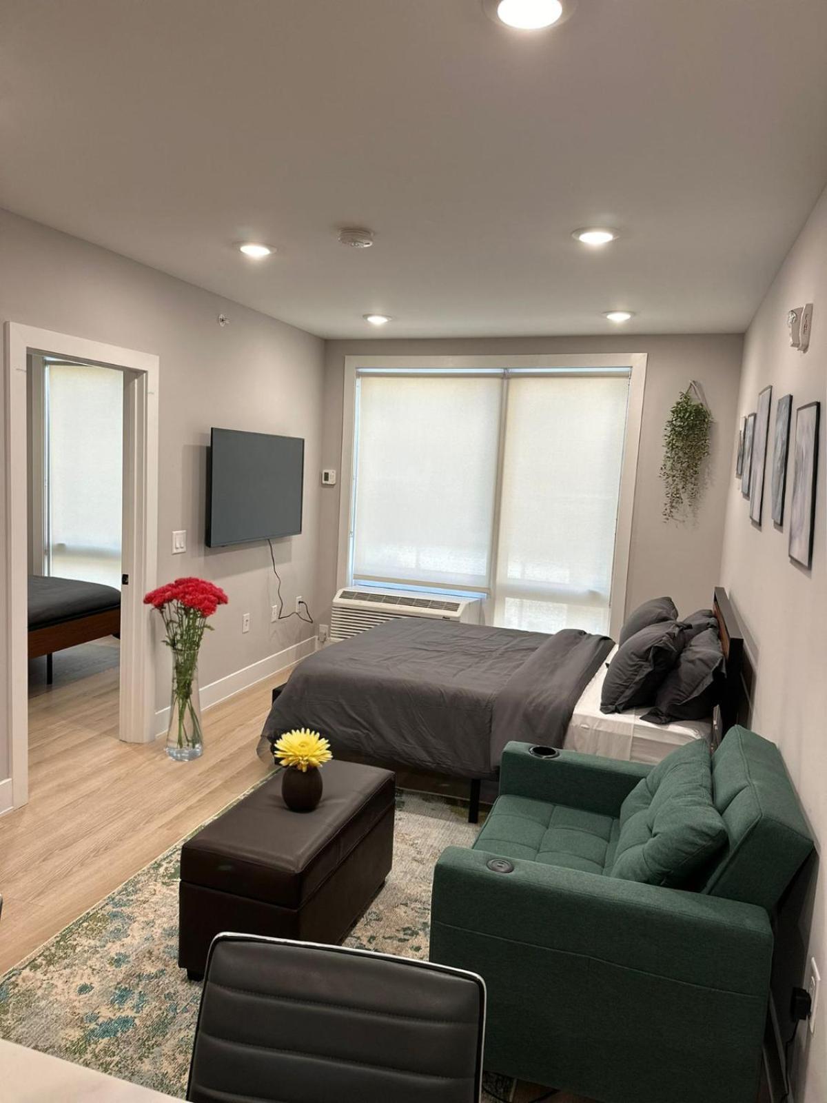 Luxury Stay For Nyc Visit Jersey City 7 Min Walk Nyc Train Station المظهر الخارجي الصورة